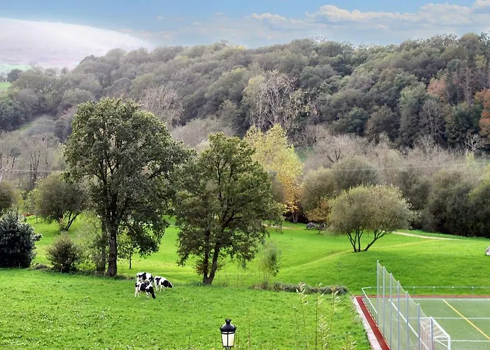 Pedrosillo Apartment *